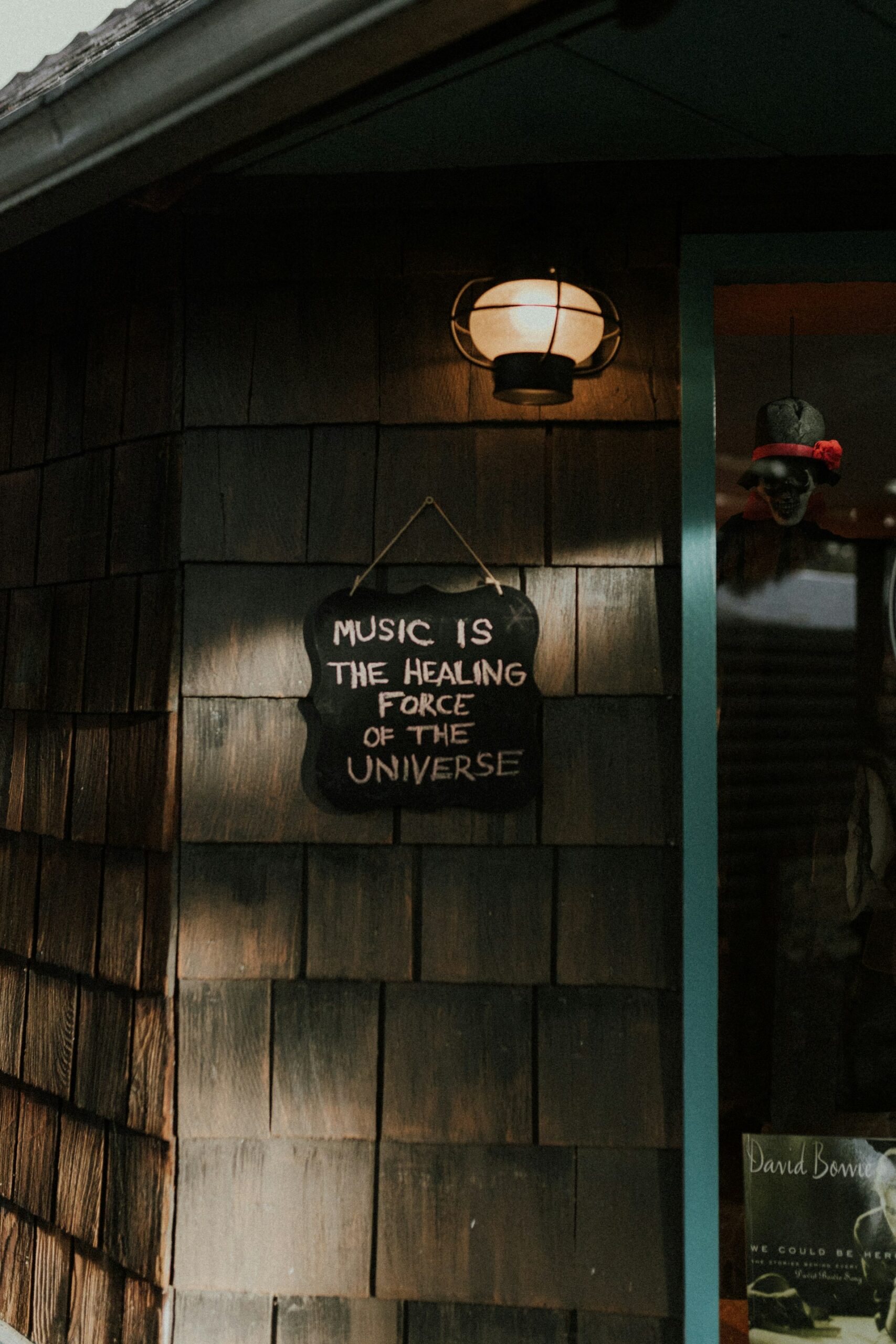 The New Era of Cinematic Universes: How Television Crossovers Are Transforming Entertainment