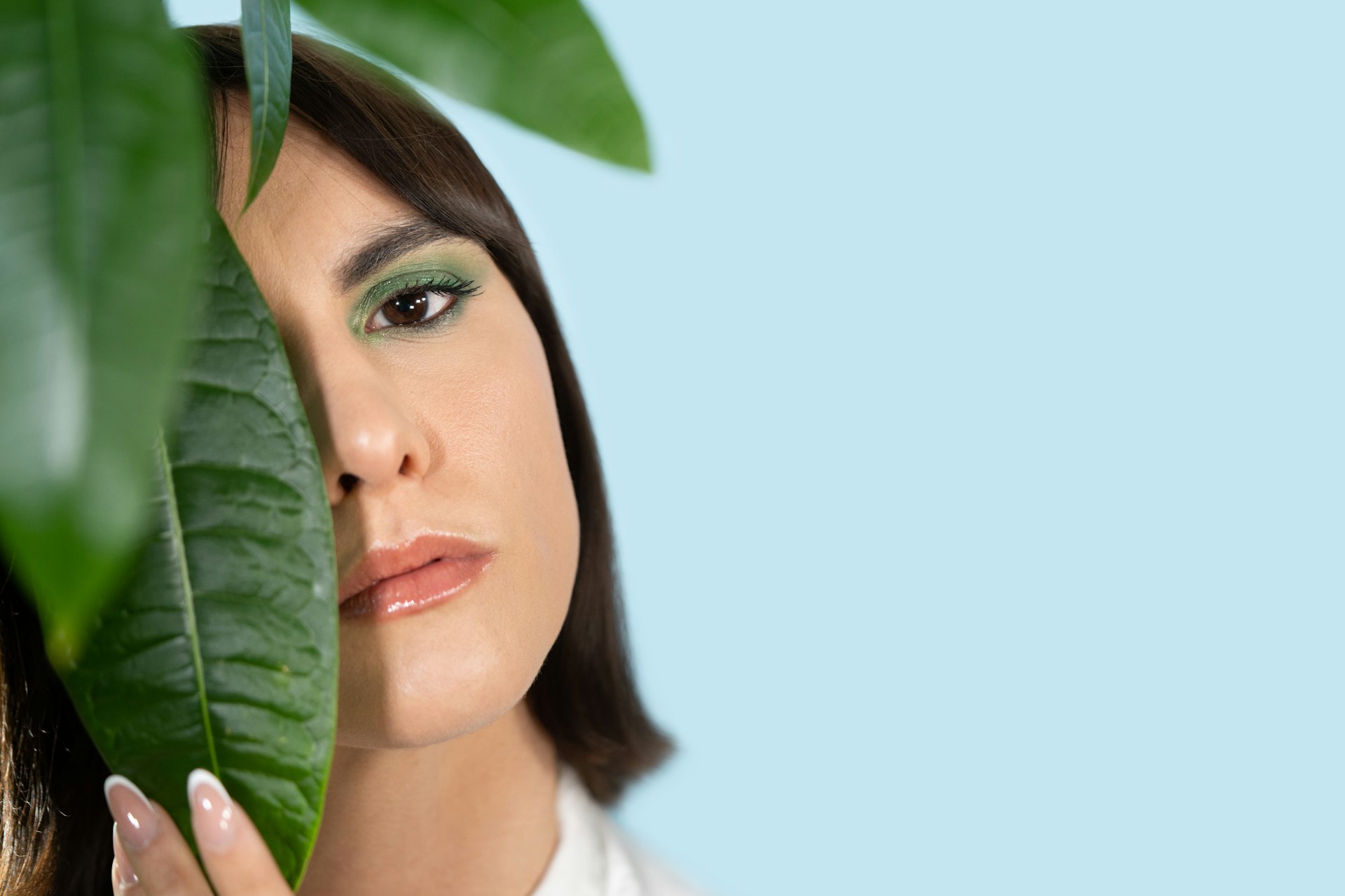 Mastering Plant-Based Skincare Routines for a Naturally Radiant Lifestyle