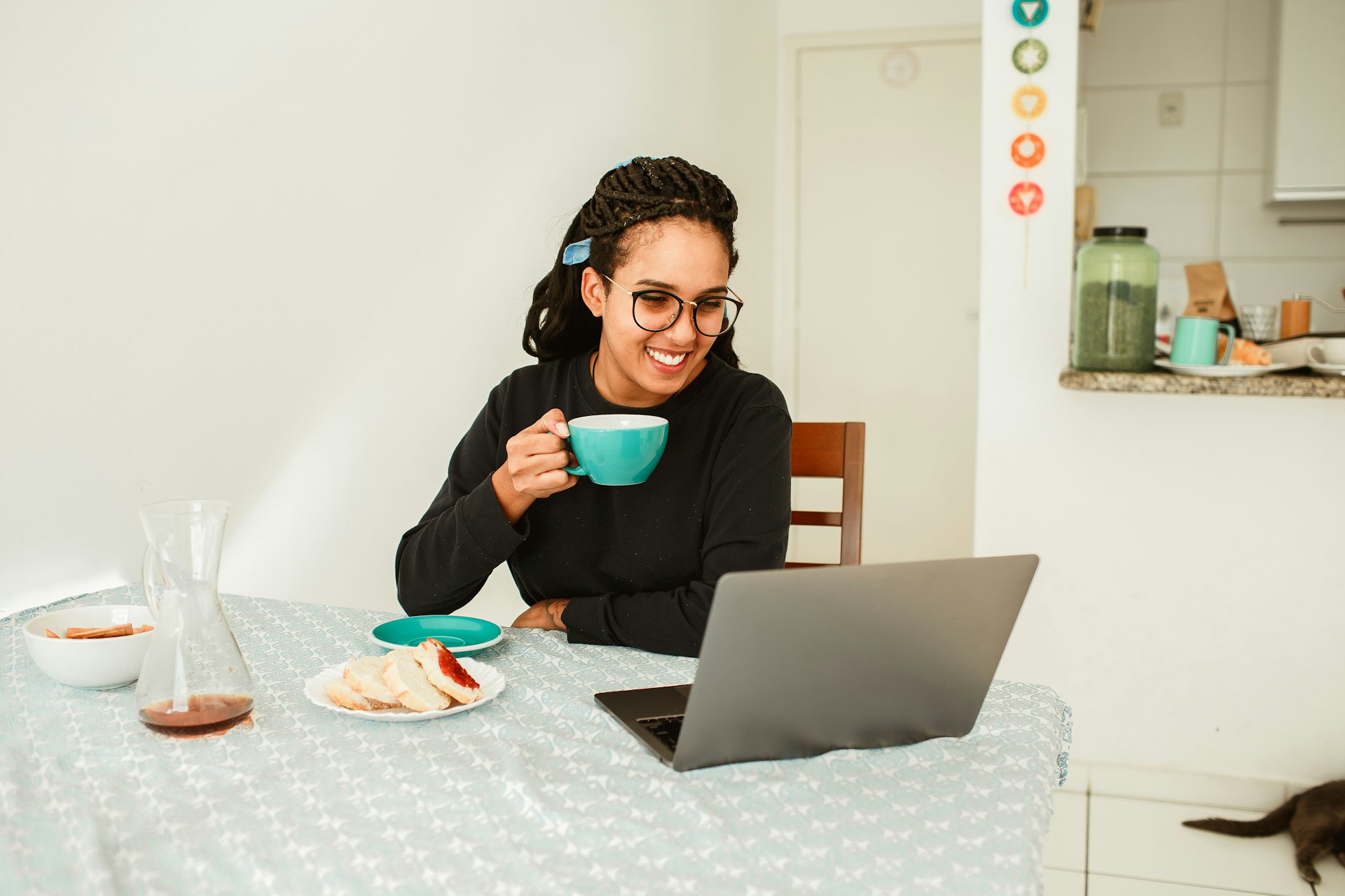 Unlocking the Lifestyle Benefits of Remote Work: Flexibility, Savings, and Well-Being