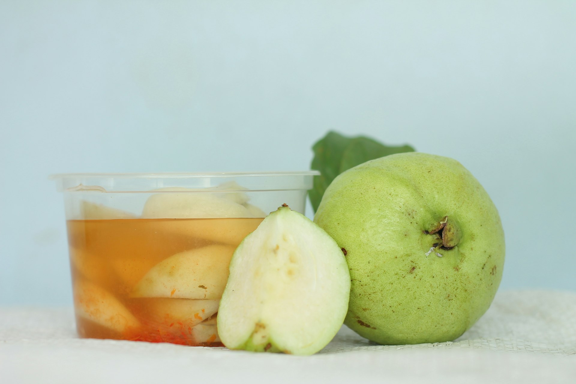 How to Safely Take Apple Cider Vinegar for Gut Health: Evidence, Methods, and Realistic Expectations