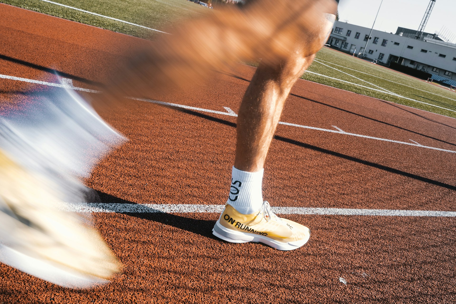 Master Sports Nutrition Timing for Optimal Energy Management and Peak Performance