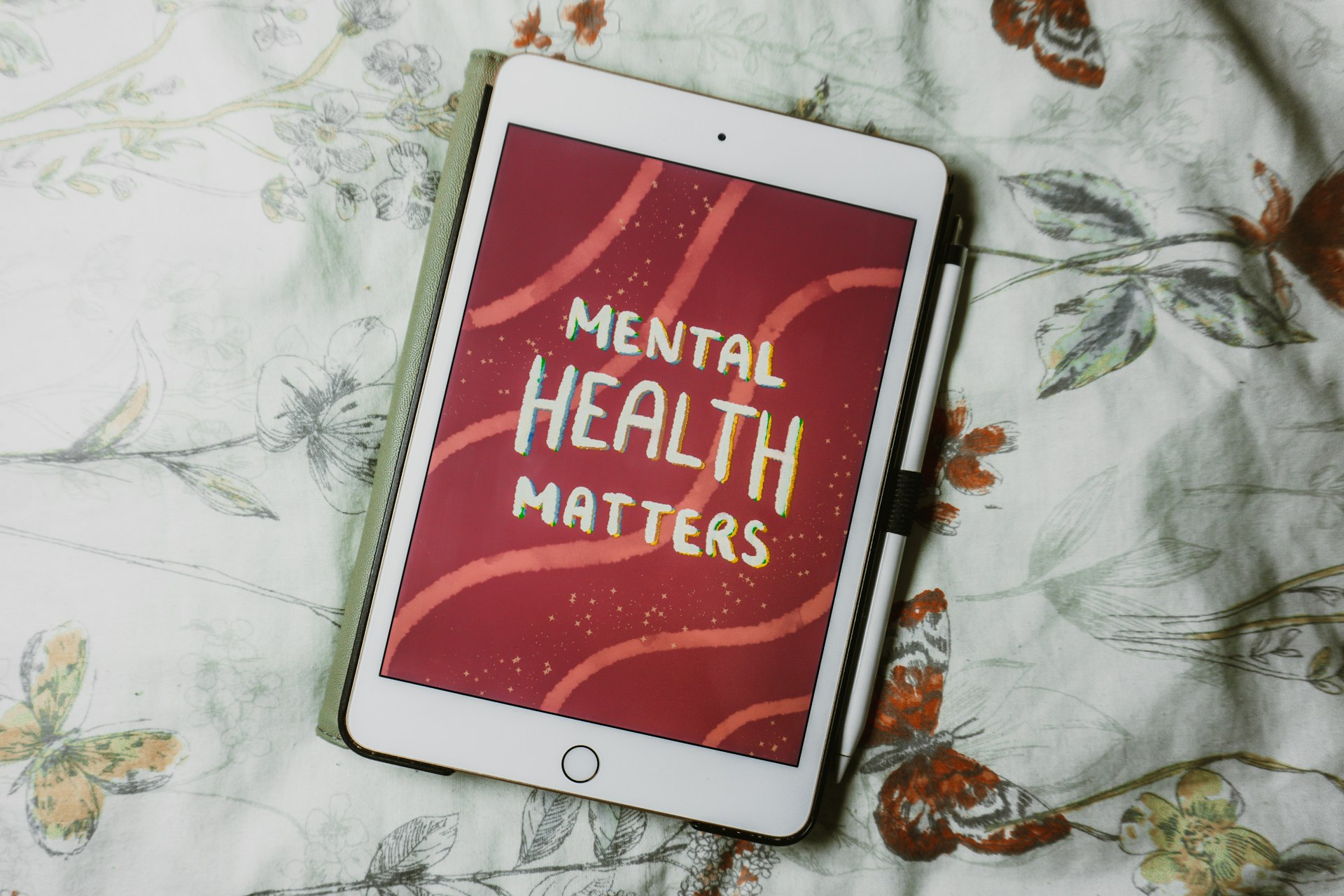 Navigating the Teenage Years: Building Inner Strength for Emotional Well-Being